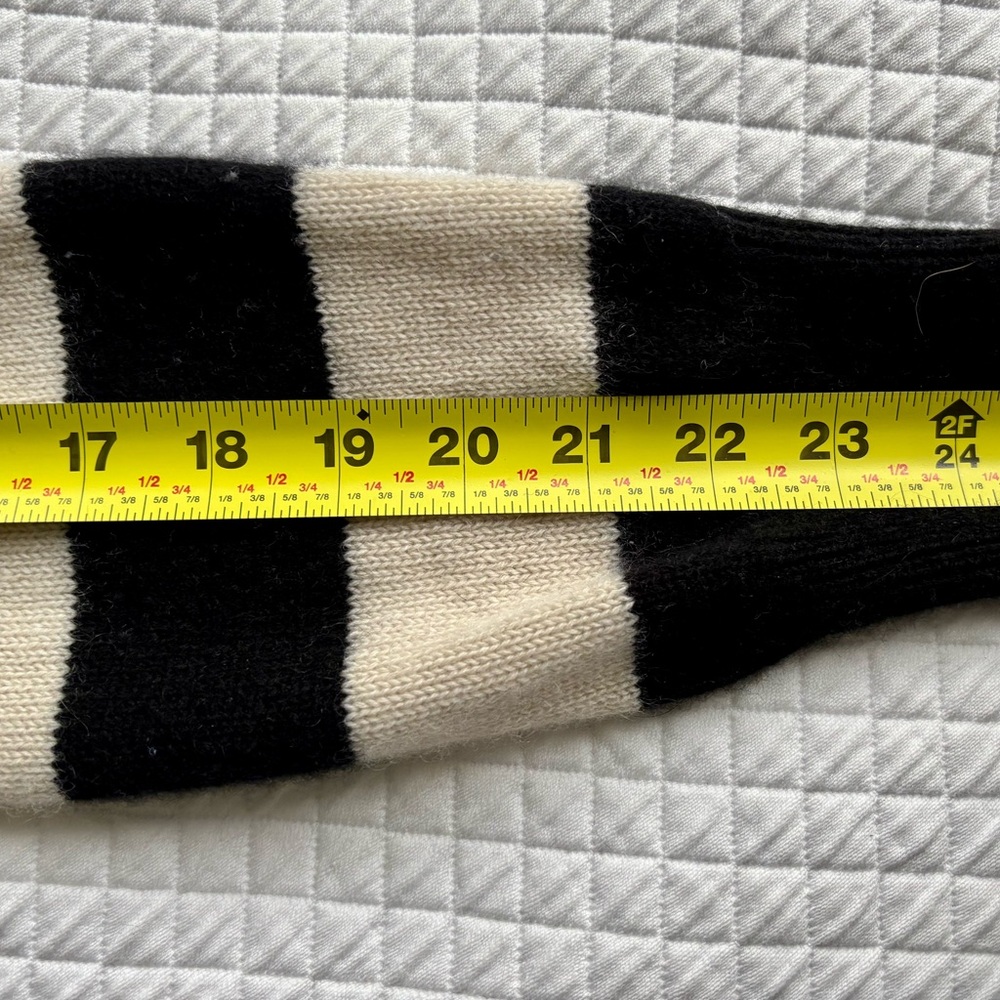 Magaschoni men’s luxe M cashmere black and cream sweater - Picture 6 of 8